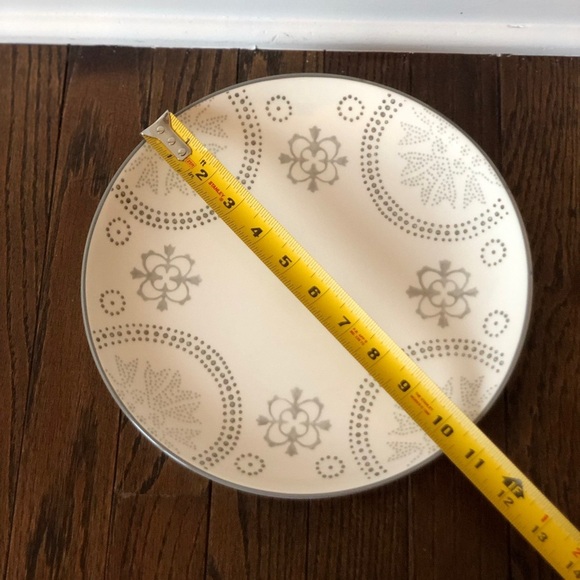 Baum Brothers 10.5” Phara Gray/White Geometric Farmhouse Round Dinner Plate - Picture 5 of 5